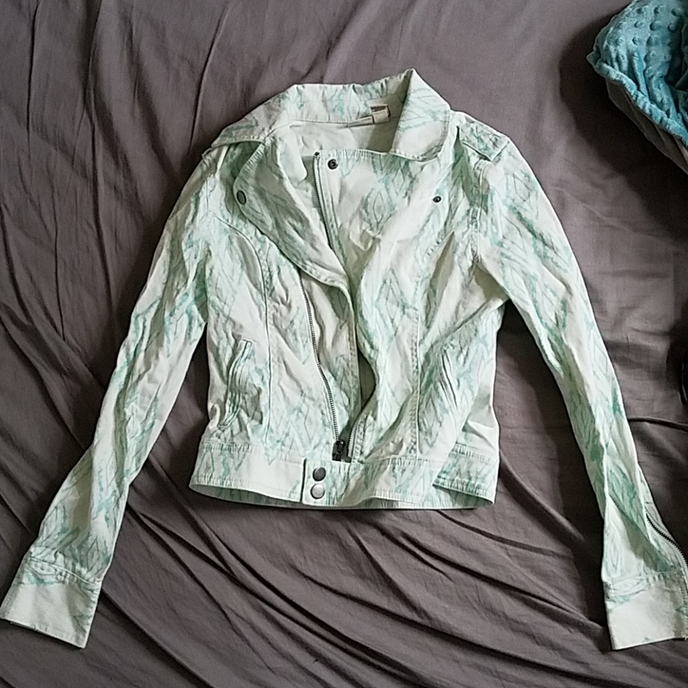Mudd white and blue tribal print moto jacket